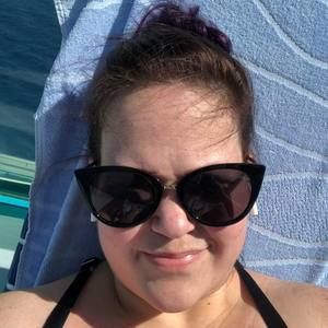 Meet your Posher, Jillian